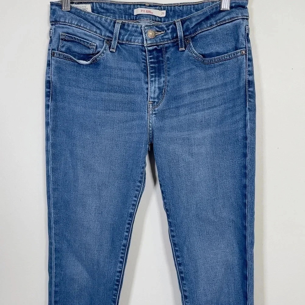 Levi's Premium  Skinny Frayed Hem Jeans - Picture 3 of 15
